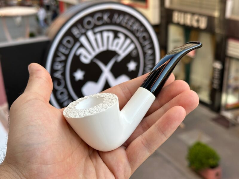 Dublin Meerschaum Pipe 10202