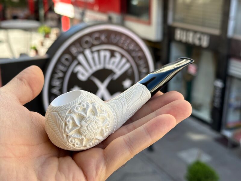 Tomato Meerschaum Pipe 10349