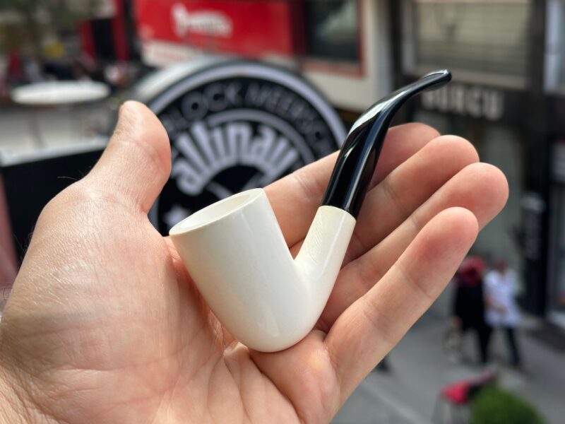 Dublin Meerschaum Pipe Translucent A 10363