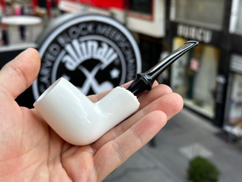 billiard meerschaum pipe