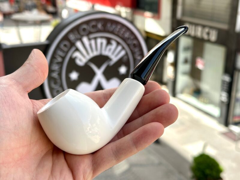 Danish Egg Meerschaum Pipe 10559