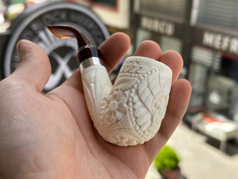 Billiard Meerschaum Pipe with Eagle Motif 10290